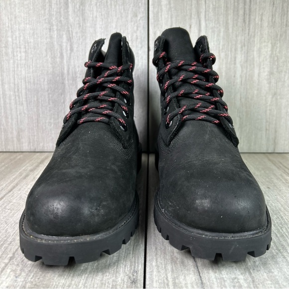 Timberland Classic 6 Inch Black Waterproof Youth Boot Boys Size 5 - Picture 9 of 10